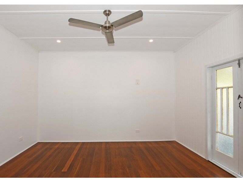 13 Gossner Street, Scarness QLD 4655