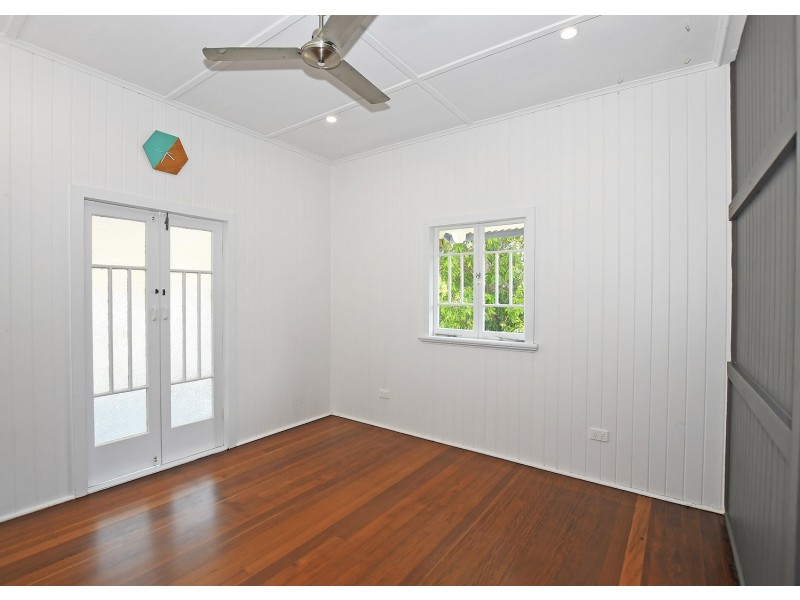13 Gossner Street, Scarness QLD 4655