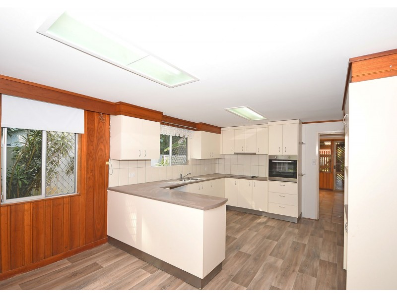 217 Cypress Street, Torquay QLD 4655