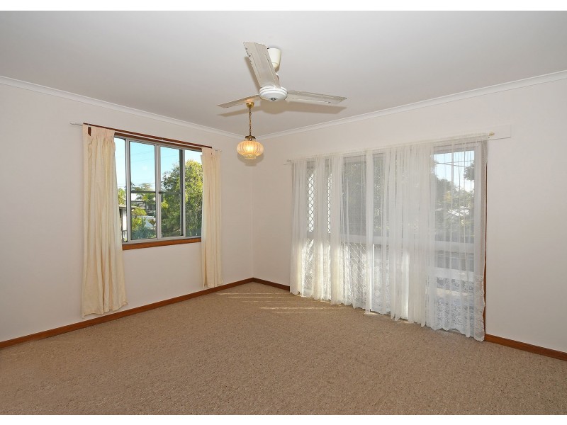 217 Cypress Street, Torquay QLD 4655