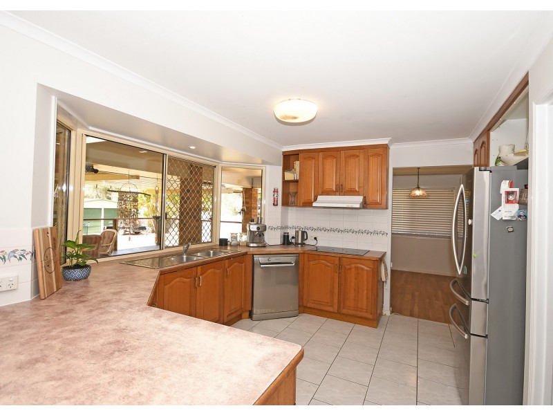 14 Windemere Road, Wondunna QLD 4655