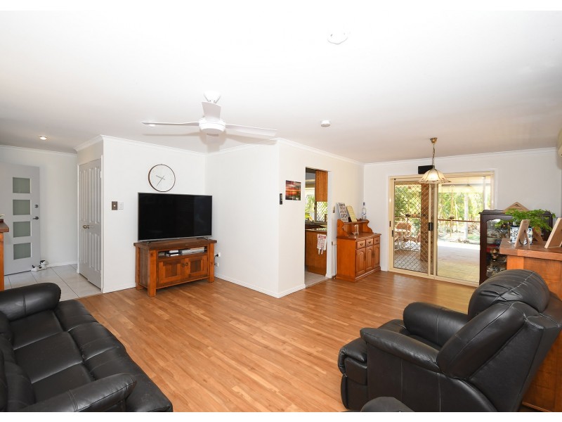 14 Windemere Road, Wondunna QLD 4655