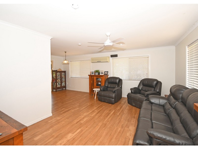 14 Windemere Road, Wondunna QLD 4655