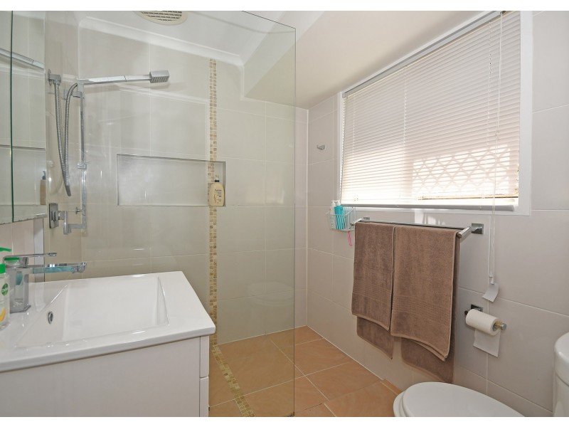 14 Windemere Road, Wondunna QLD 4655