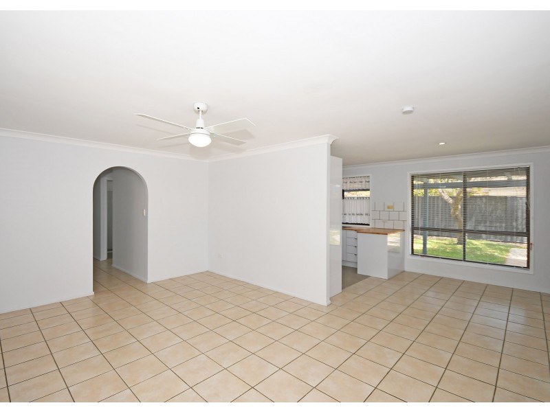 83 Pulgul Street, Urangan QLD 4655