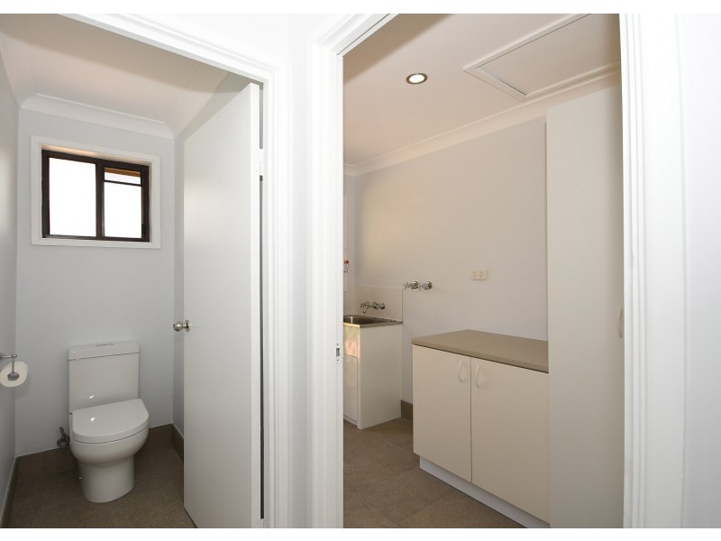 83 Pulgul Street, Urangan QLD 4655