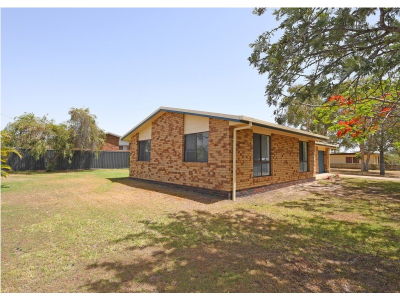 83 Pulgul Street, Urangan QLD 4655