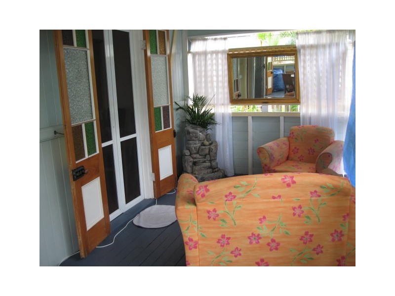 25 Robert Street, Torquay QLD 4655