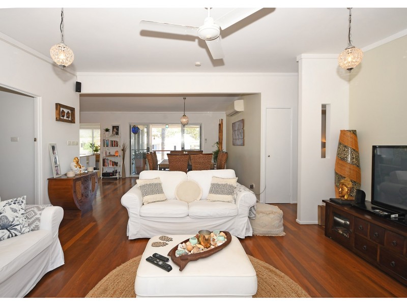 5 Helsham Street, Point Vernon QLD 4655