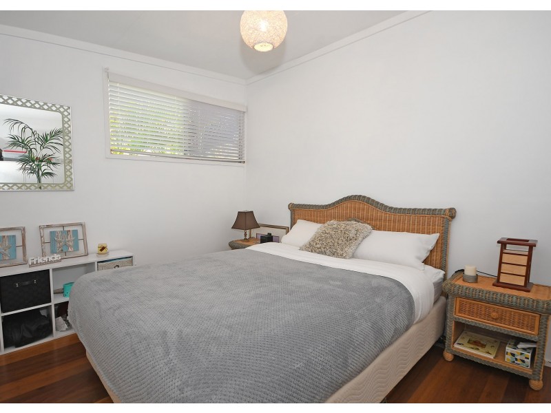 5 Helsham Street, Point Vernon QLD 4655