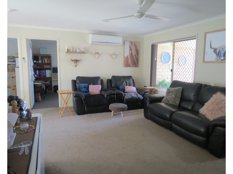 85 Wattle Street, Point Vernon QLD 4655