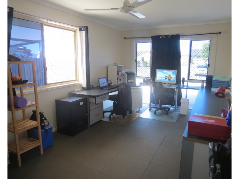 85 Wattle Street, Point Vernon QLD 4655