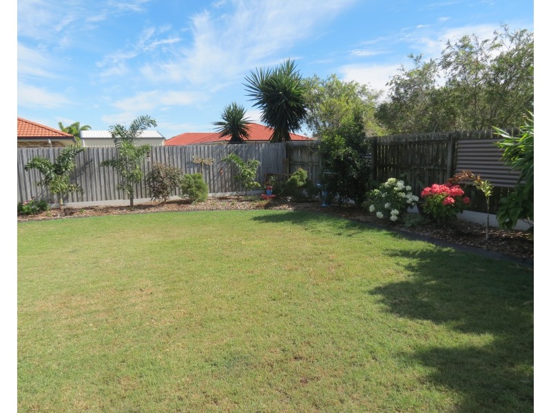 85 Wattle Street, Point Vernon QLD 4655