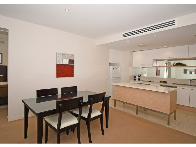107/468 Esplanade, Torquay QLD 4655
