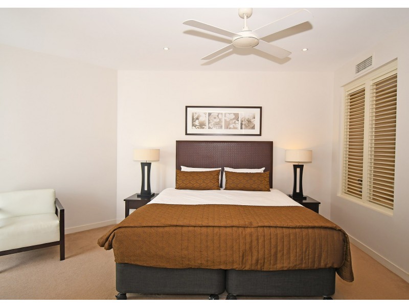 107/468 Esplanade, Torquay QLD 4655