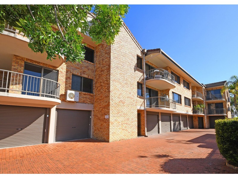 Unit 2/66 Freshwater Street, Scarness QLD 4655