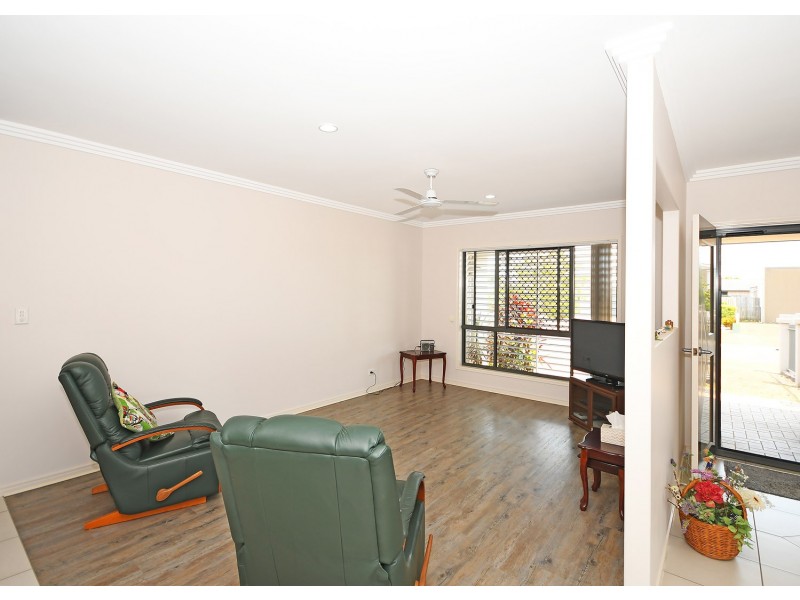 5 Lancaster Circuit, Urraween QLD 4655