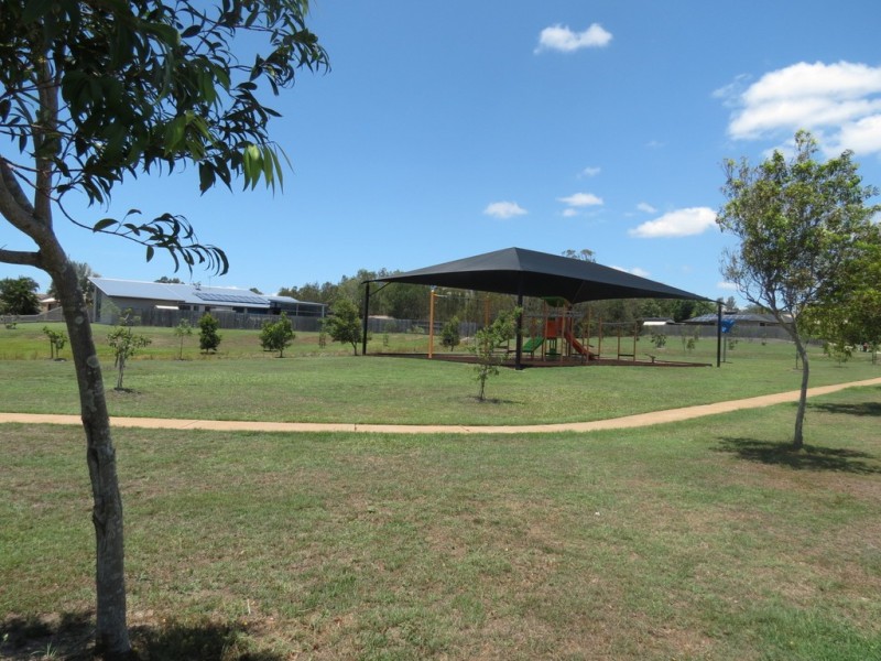 5 Lancaster Circuit, Urraween QLD 4655