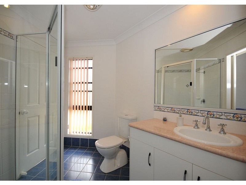 684 Esplanade, Urangan QLD 4655