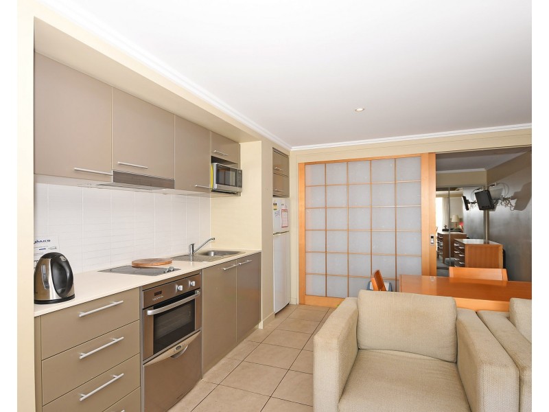 318/569 Esplanade, Urangan QLD 4655