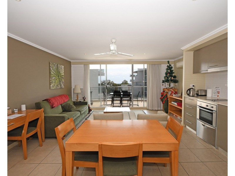 318/569 Esplanade, Urangan QLD 4655