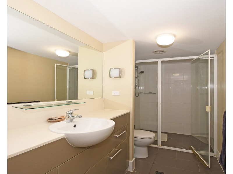318/569 Esplanade, Urangan QLD 4655