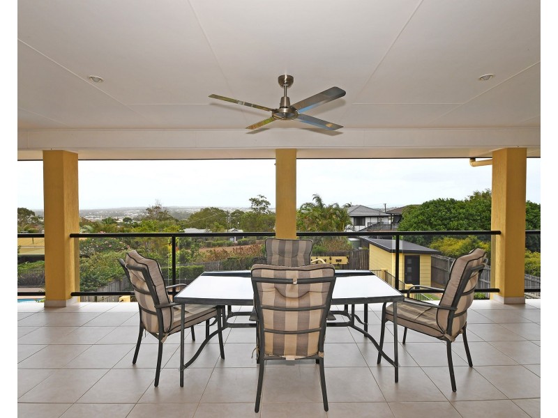 47 Christensen Street, Urraween QLD 4655