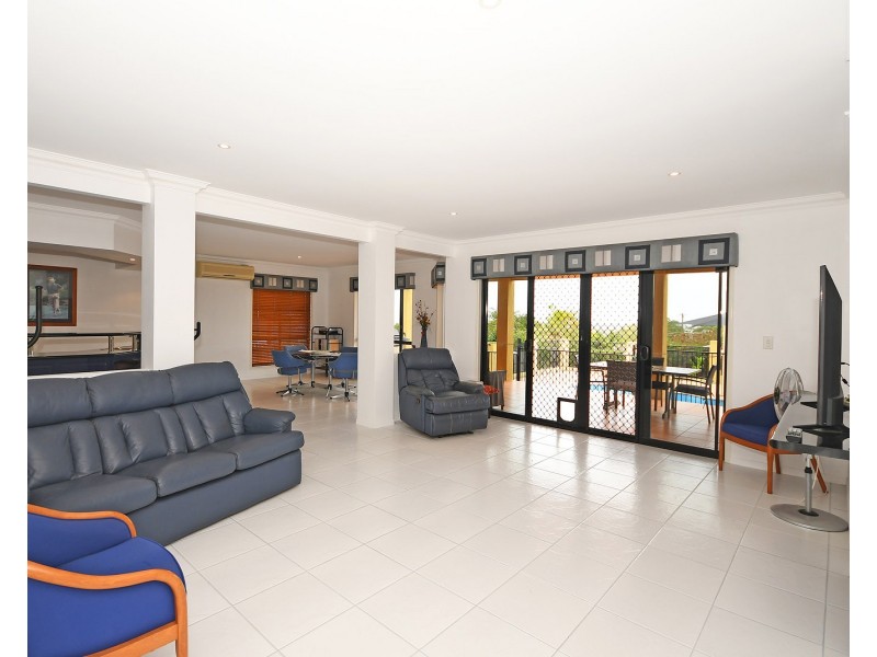 47 Christensen Street, Urraween QLD 4655