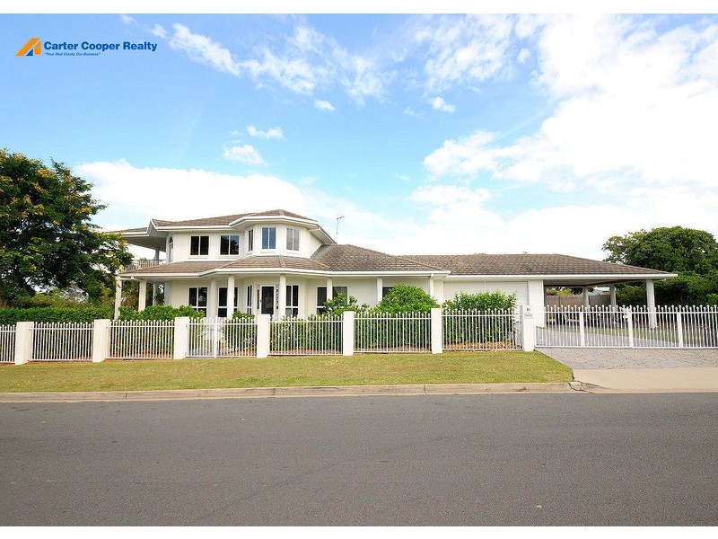 16 Dayman Street, Urangan QLD 4655