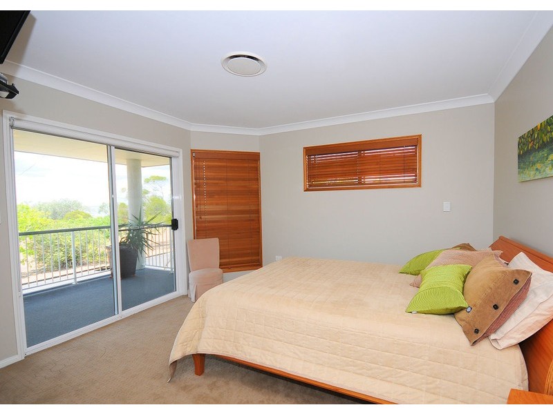 16 Dayman Street, Urangan QLD 4655