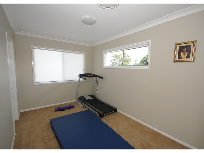 16 Dayman Street, Urangan QLD 4655