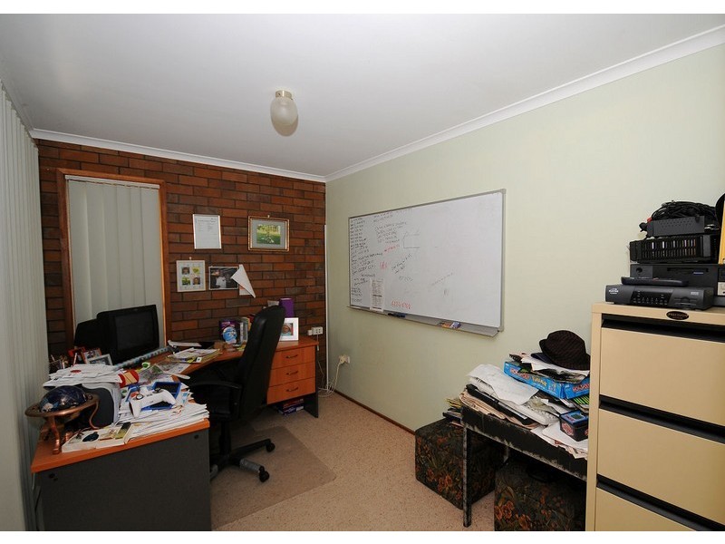 12 Flinders Street, Point Vernon QLD 4655