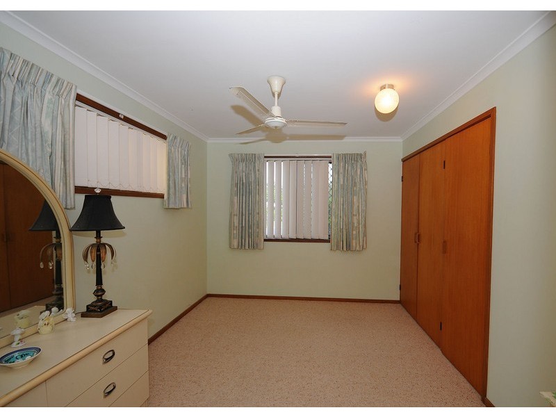 12 Flinders Street, Point Vernon QLD 4655