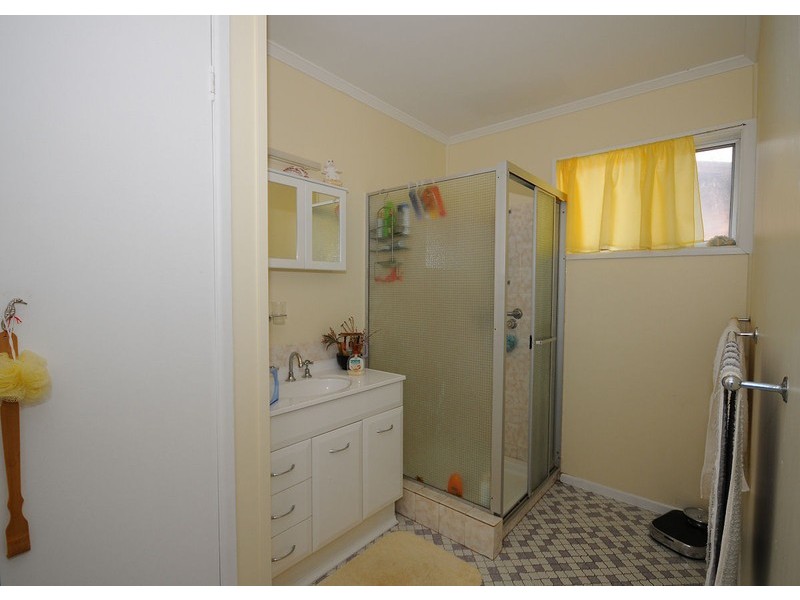 24 Moonbi Street, Scarness QLD 4655