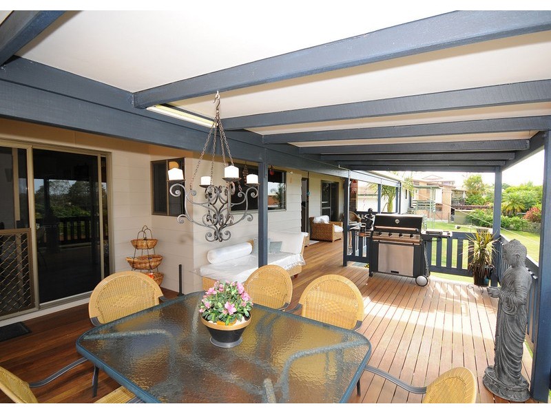 22 Moonbi Street, Scarness QLD 4655