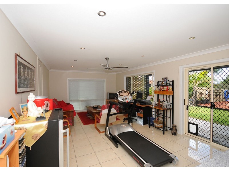22 Moonbi Street, Scarness QLD 4655