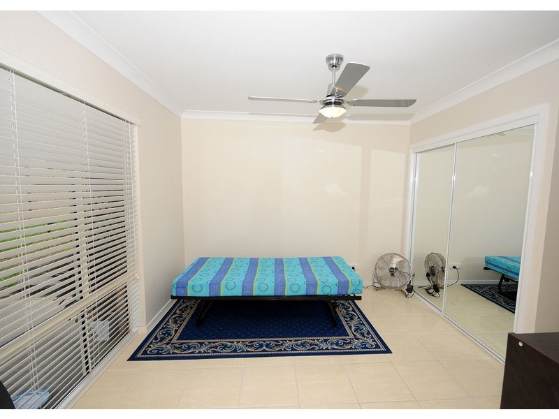 22 Moonbi Street, Scarness QLD 4655
