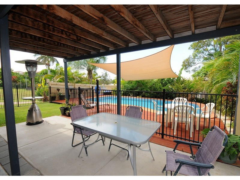 22 Moonbi Street, Scarness QLD 4655