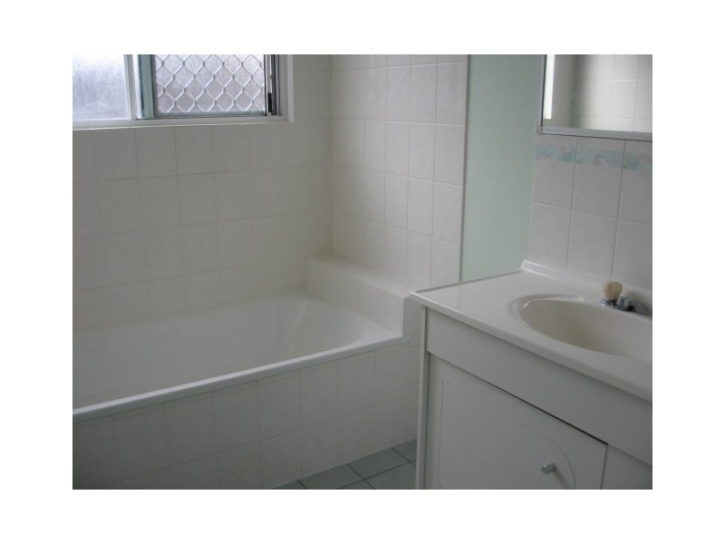 27/274 Main Street, Kawungan QLD 4655