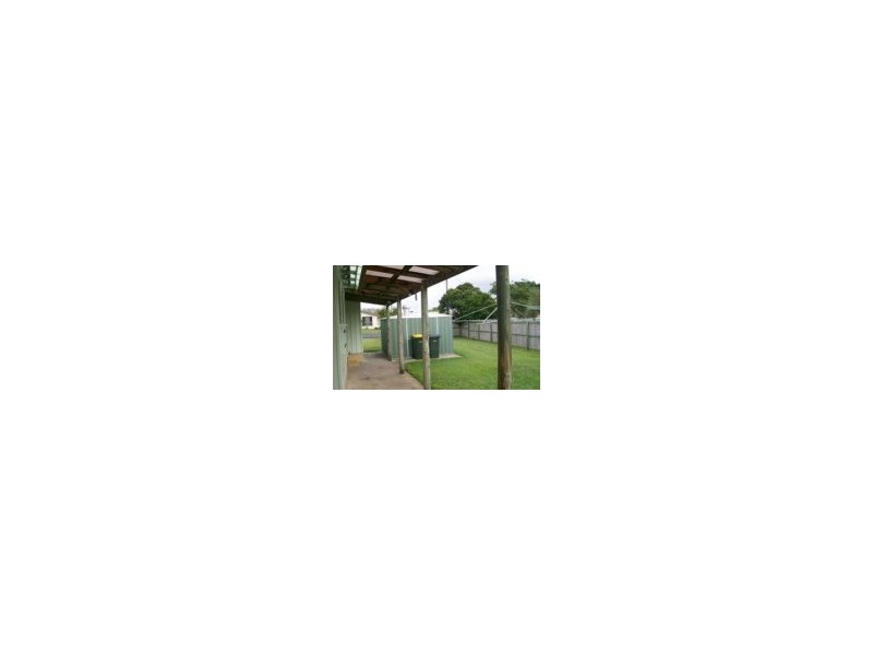 3 Tom St, Pialba QLD 4655