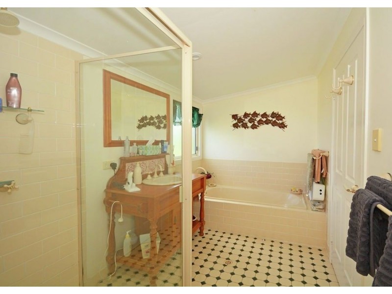 22 Craig Crescent, Pialba QLD 4655