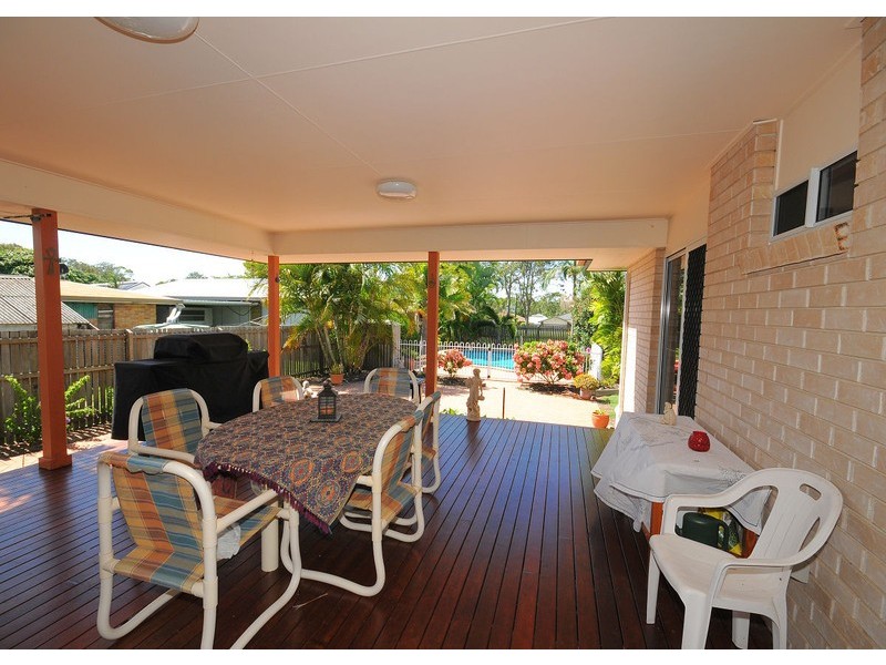 33 Mant St, Point Vernon QLD 4655
