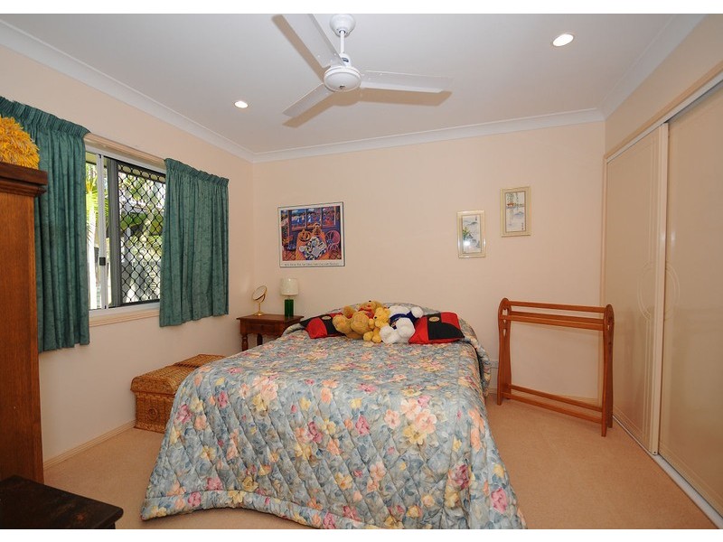 33 Mant St, Point Vernon QLD 4655
