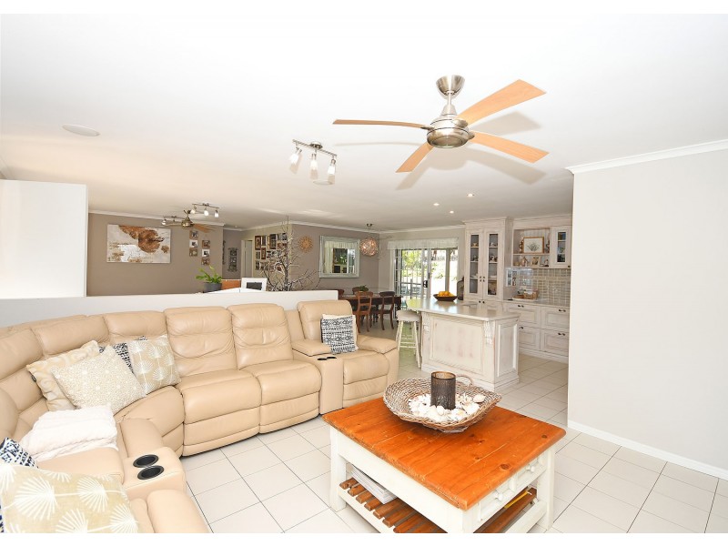 66 Valfern Court, Dundowran QLD 4655