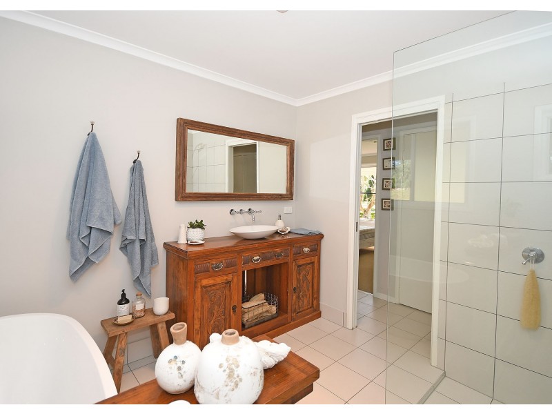 66 Valfern Court, Dundowran QLD 4655