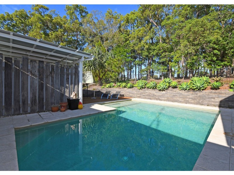 66 Valfern Court, Dundowran QLD 4655
