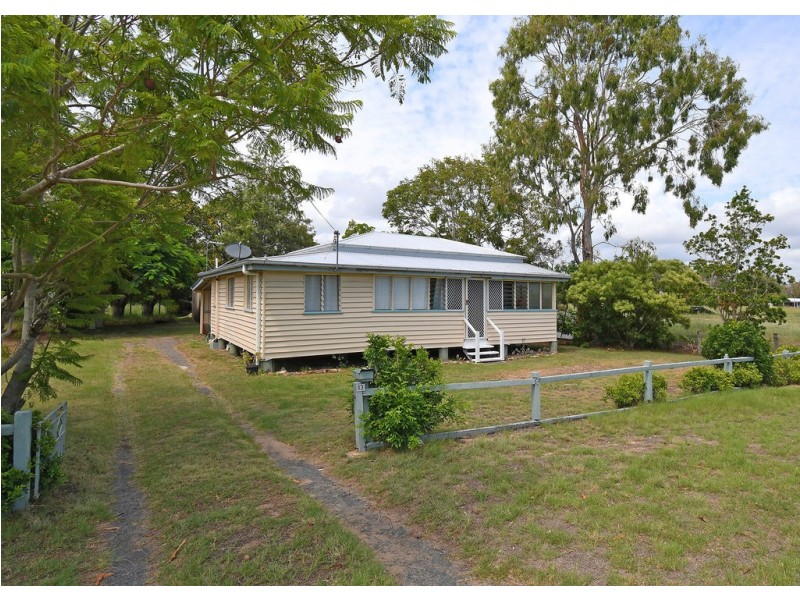 13 Truro Street, Torquay QLD 4655