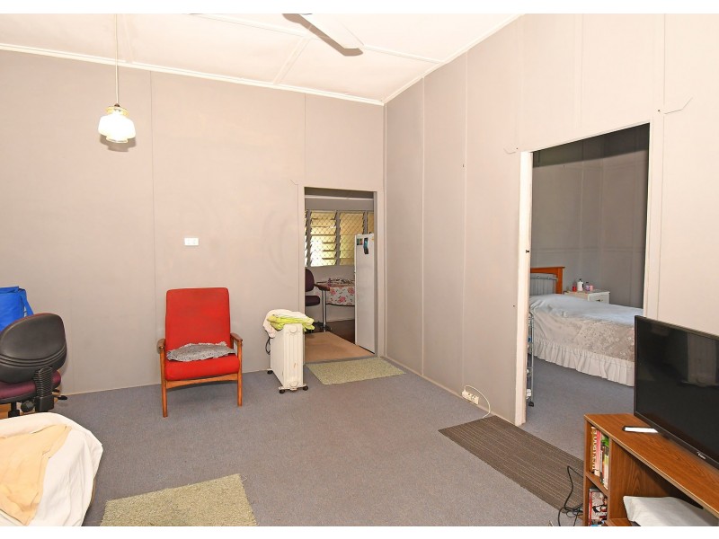 13 Truro Street, Torquay QLD 4655