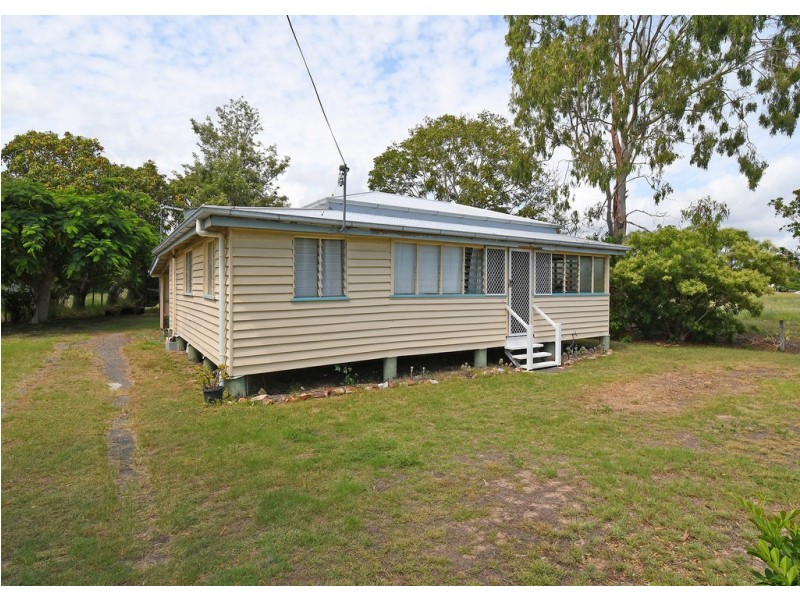 13 Truro Street, Torquay QLD 4655