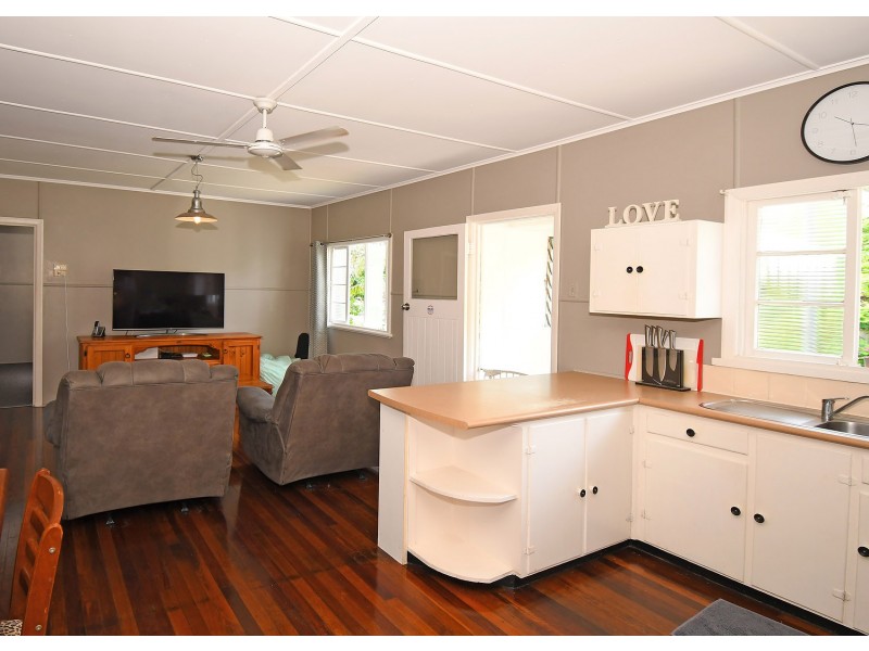 15 Truro Street, Torquay QLD 4655